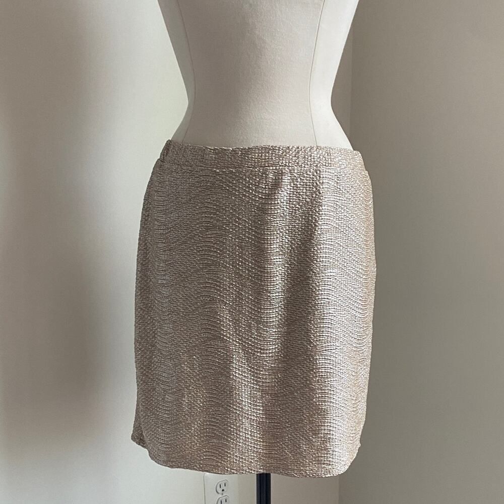 H&M Gold Textured Mini Skirt Womens Sz Large Stretch Holiday